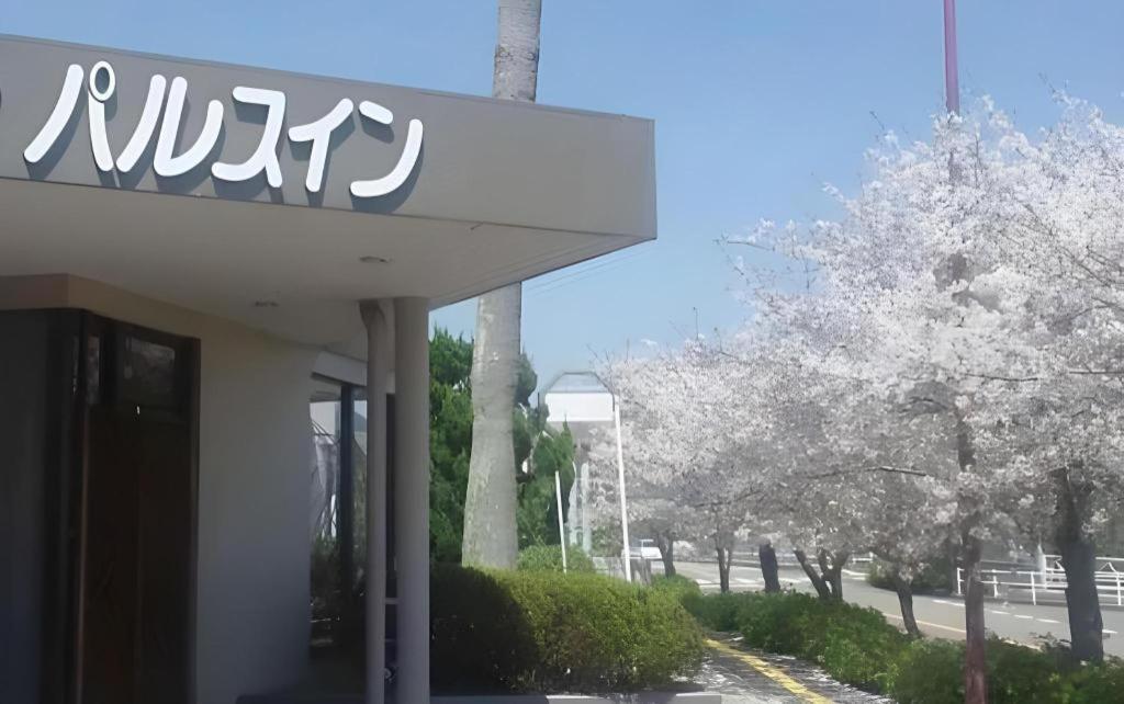 Pals Inn Katsuura Екстер'єр фото